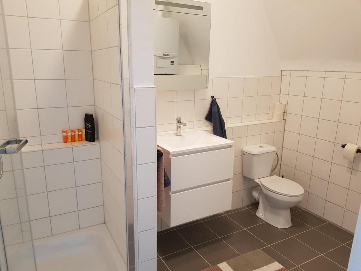 Al In Den Aap Gelogeerd? Lägenhet Mechelen Exteriör bild